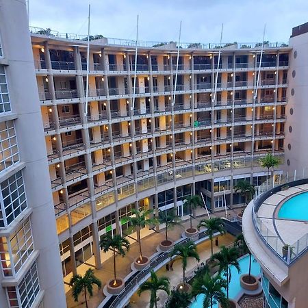 Ocean Sunrise At The Sails - Durban Point Waterfront Apartment Exterior photo